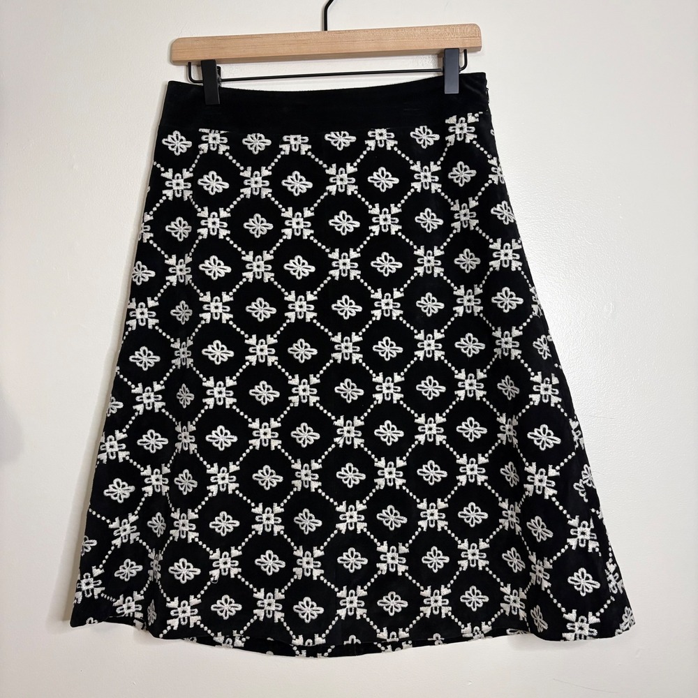 Wendy Hill Black White Geometric‎ Floral Embroidered Midi Skirt Size 4